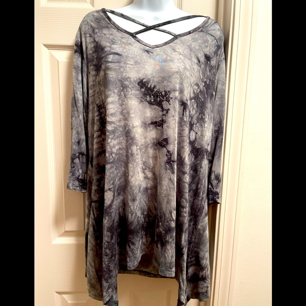 1X Tie-Dye 3/4 Sleeve Shirt with criss-cross neckline.